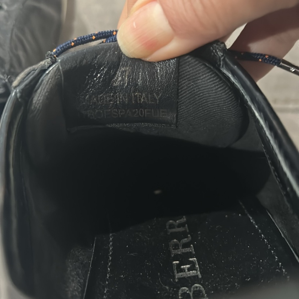 - Burberry vintage black leather sneakers size 37 - Picture 5 of 8